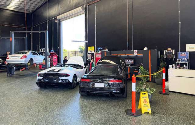 Akaal Auto Care workshop gallery image