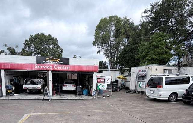 Ultimate Car Expert workshop gallery image