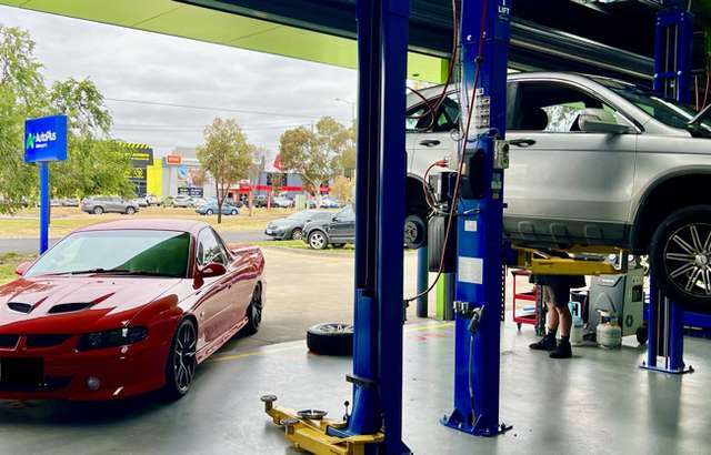 AutoPlus Hoppers Crossing workshop gallery image