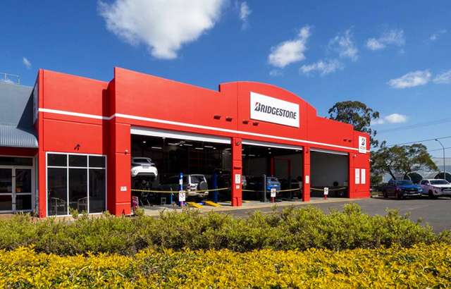 Bridgestone Select Tyre & Auto Loganholme workshop gallery image