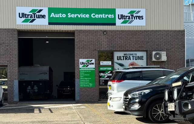 Ultra Tune Wollongong workshop gallery image