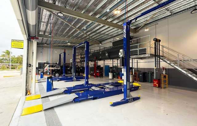 mycar Tyre & Auto Kensington workshop gallery image