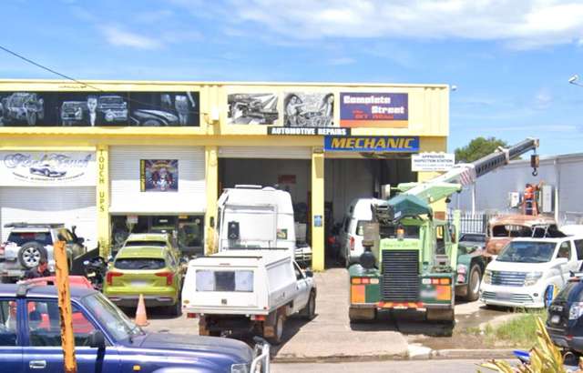 Complete Street and Offroad workshop gallery image