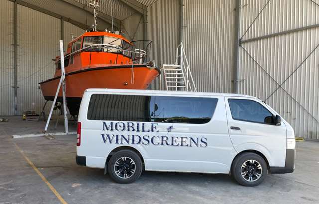 Mobile Windscreens and Tinting Innisfail / Tully workshop gallery image