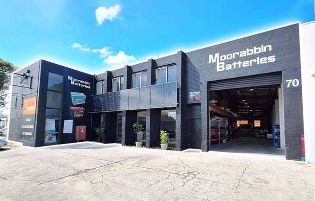 Moorabbin Batteries workshop gallery image