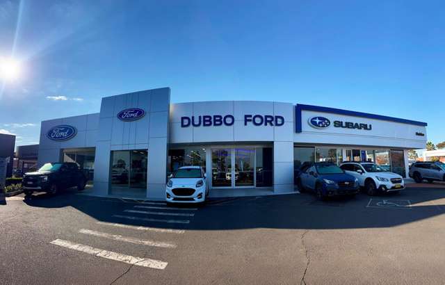 Dubbo Automotive workshop gallery image