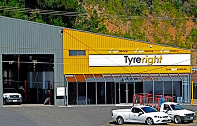 Tyreright Burnie workshop gallery image