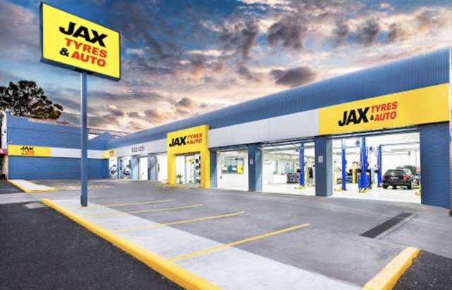 JAX Tyres & Auto Geelong workshop gallery image