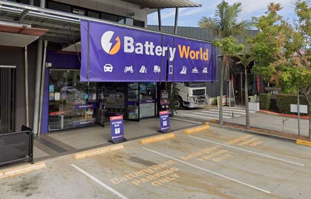 Battery World Cannon Hill workshop gallery image