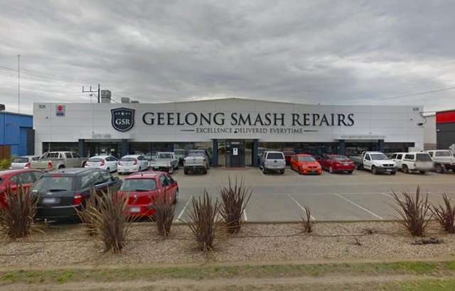 Geelong Smash Repairs workshop gallery image
