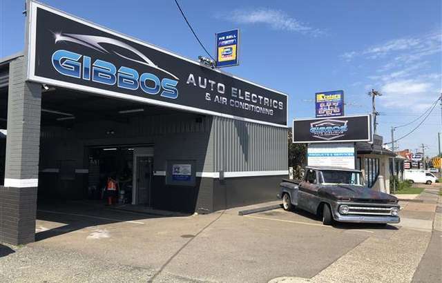 Gibbo's Auto Electrics & Air Conditioning Services workshop gallery image