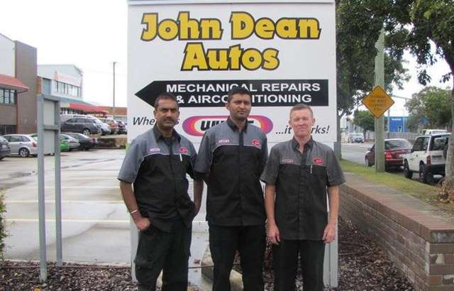 John Dean Autos workshop gallery image