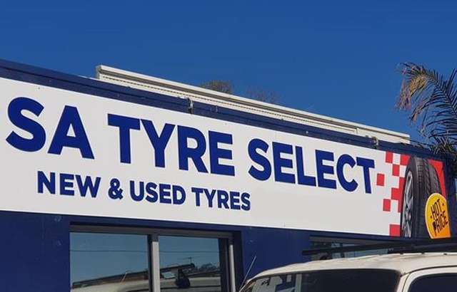 SA Tyre Select workshop gallery image