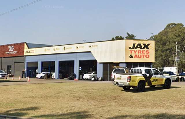 JAX Tyres & Auto Smithfield workshop gallery image