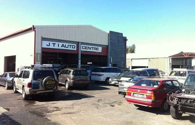 JTI Auto Centre workshop gallery image