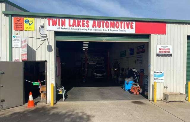 Twin Lakes Auto workshop gallery image