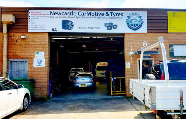 Newcastle Carmotive and Tyres workshop gallery image