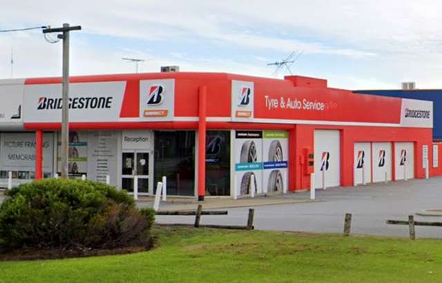 Bridgestone Select Tyre & Auto Balcatta workshop gallery image