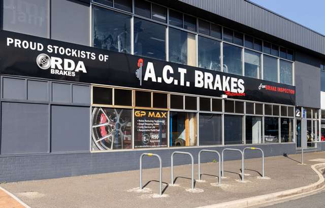 ACT Brakes & Servicing Phillip workshop gallery image