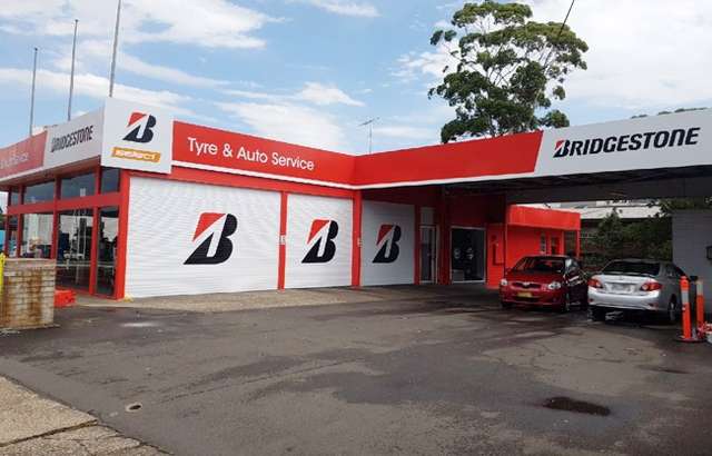 Bridgestone Select Tyre & Auto Hornsby workshop gallery image