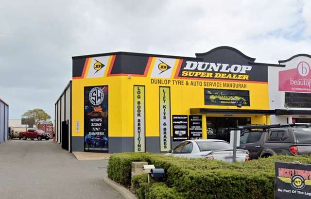 Dunlop Super Dealer Mandurah workshop gallery image