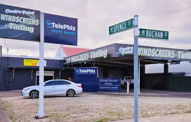 Centre Point Windscreens & Window Tinting Cairns workshop gallery image