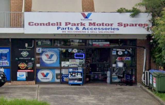 Condell Park Motor Spares & Batteries workshop gallery image