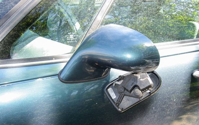 Side mirror replacement cost