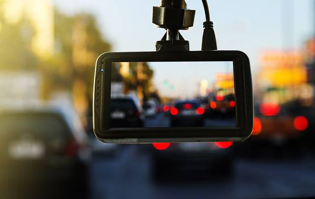 dash camera mounted in car