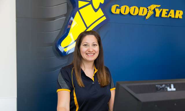 TM26-034 - Gold Coast - Goodyear Autocare Labrador.jpg