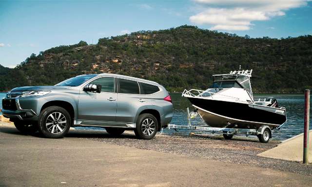 Bendix Easter Towing Boat